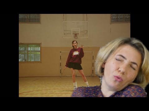 Видео: Реакция МАМЫ на ЛУНА - Free Love