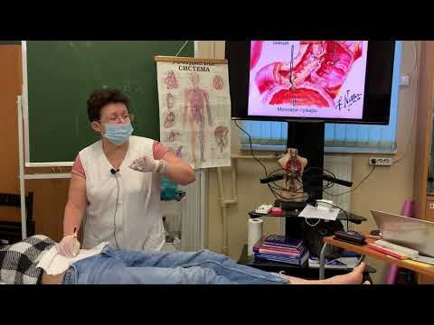 Видео: Диагностика проблем тела через пупок с помощью свечки .