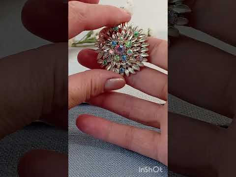 Видео: 1.Антикварні прикраси з чеського гранату та вінтажна біжутерія #garnet #antique #брошка