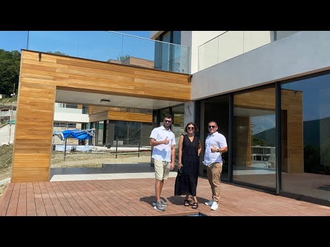 Видео: ВИЛЛЫ ПРЕМИАЛЬНОГО УРОВНЯ В СОЧИ С БАССЕЙНОМ И КРУТЫМ ВИДОМ НА МОРЕ. ОБЗОР. ИНТЕРВЬЮ.