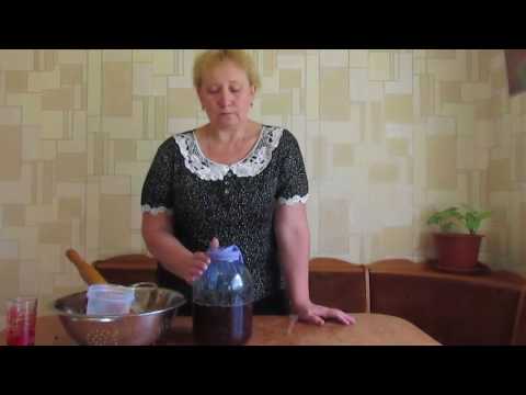 Видео: Смородиновая наливка. Домашнее производство. ч.1.Currant filling.
