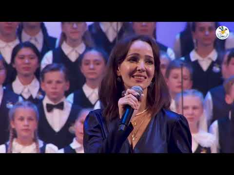 Видео: Валерия Ланская - Дельфины говорят