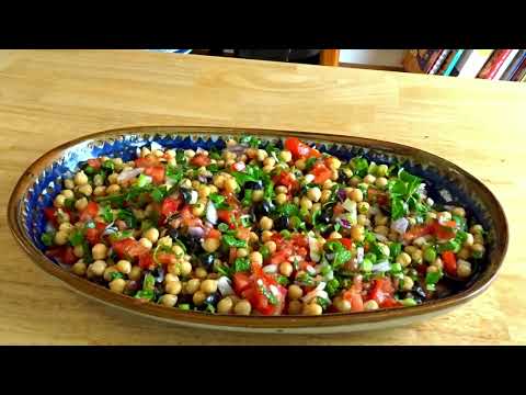 Видео: итальянский салат из нута.