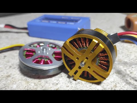 Видео: Сравнение моторов для рыбацкого кораблика: Мотор 5010 против мотора 4108 - обзор, замеры и сравнение