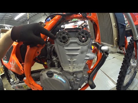 Видео: ✅ЗАМЕНА ПОРШНЯ НА 4Т МОТОЦИКЛЕ. Часть1 Four stroke top end rebuild. Pt.1