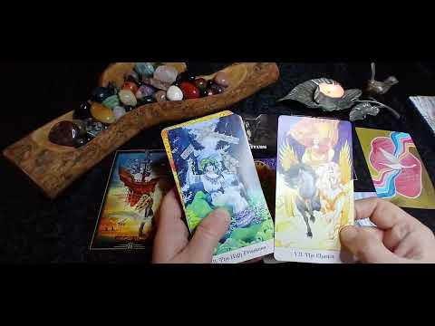 Видео: Таро-аналіз: психологічний баланс і закриття циклів до кінця 2025 року.