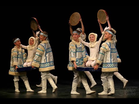 Видео: Корякский танец, Ансамбль "Школьные годы". Koryak dance, School Years ensemble. 4К