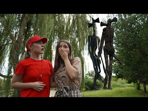 Видео: Сиреноголовые против двух подруг!