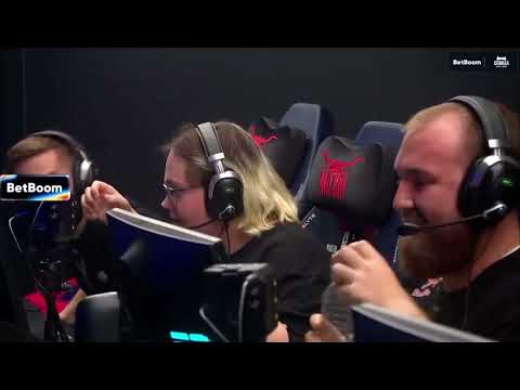 Видео: Реакции на нереальный клатч Zont1x против Mouz на мажоре