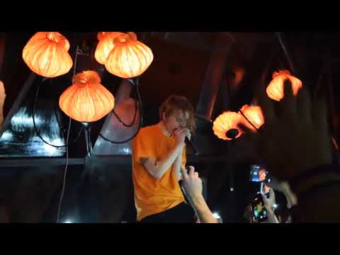 Видео: PHARAOH - Беги от меня [Live] (31.10.2015) Новосибирск