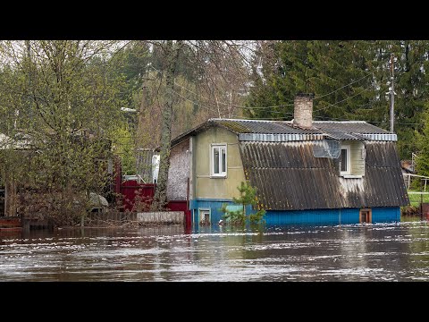 Видео: Наводнение в Вилге, затоплены жилые дома