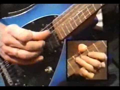 Видео: Paul Gilbert, Steve Morse Intense Rock Русский перевод