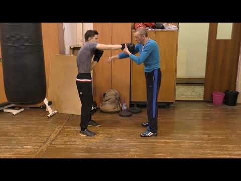 Видео: Правый прямой с нуля - с чего начать? (English subs)