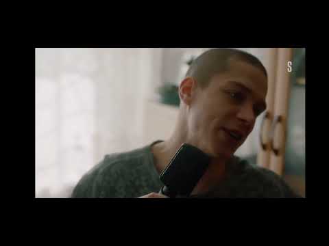 Видео: Мел цитирует Сэлинджера "Над пропастью во ржи" - Чёрная Весна (2022)