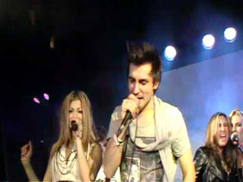 Видео: Виктория Чернышёва и Дима Тихонов - Не вини меня