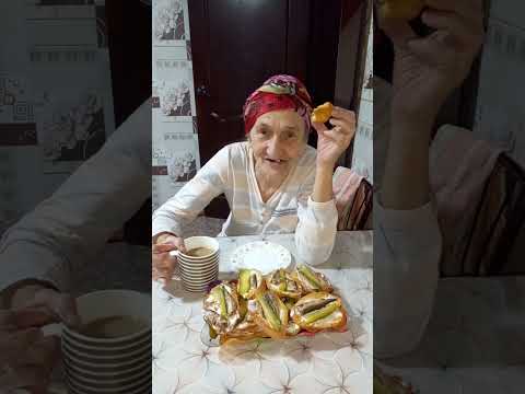 Видео: Шпроты на завтрак