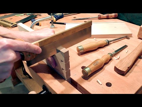 Видео: «Ласточкин Хвост» вручную, быстро и аккуратно. Hand-Cut Dovetails Superfast