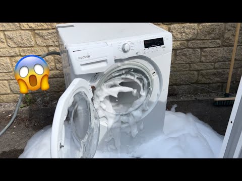Видео: ЭКСПЕРИМЕНТ | ПЕРЕГРУЗКА ПУЗЫРЕЙ В СТИРАЛЬНОЙ МАШИНЕ! (БЕЗУМНАЯ ПЕННАЯ ВЕЧЕРИНКА)