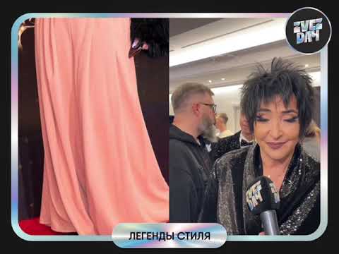 Видео: Лолита против перьев в образах
