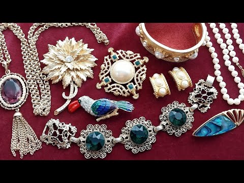 Видео: 446 РАСПАКОВКА большого лота,часть2. Accessocraft,Ben-Amun,Lustern,Coro,Monet,Trifari,E.Pearl,1928.