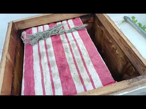 Видео: Зимовка пчел, утепление  холстик.