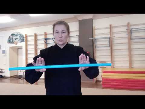 Видео: Упражнения с палкой. Гимнастика для мозга