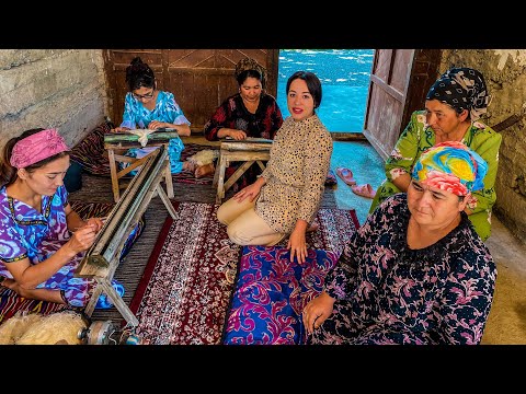 Видео: Узбекистан! Как зарабатывают женщины В КИШЛАКЕ! ПУХОВЫЕ ПЛАТКИ! Самса В ТАНДЫРЕ! ПЛОВ! Village life