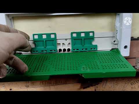 Видео: Улья из ППУ на турецком дне с пыльцесборником.