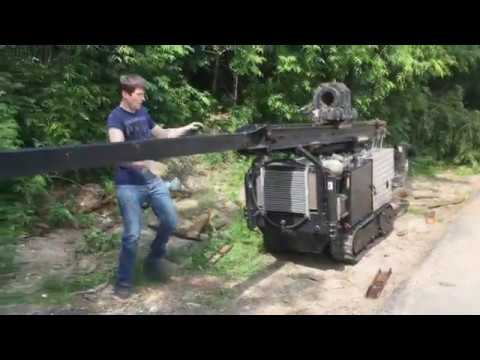 Видео: Малогабаритная буровая установка на гусеничном ходу. Часть 1-ая.
