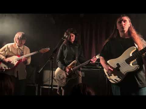 Видео: конъюнктура - плохое путешествие (live)