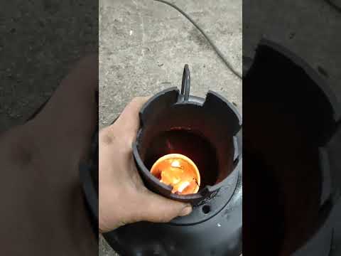 Видео: Бліндажний/окопний обігрівач на окопних свічках!