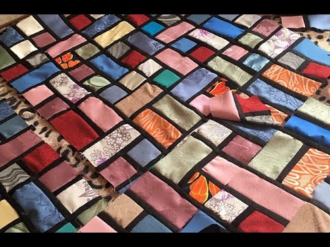 Видео: Ужас и витражи. Лоскутное шитье. DIY Мастер-класс соединение блоков в полотно