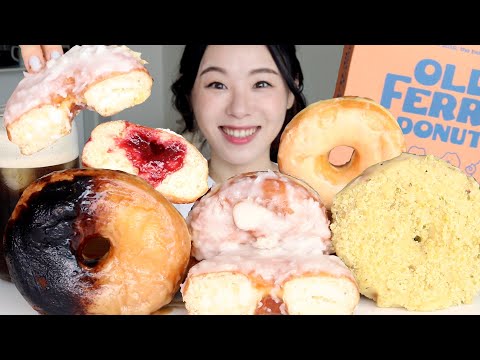 Видео: SUB) ASMR Пончик с липкой глазурью Старый паром Мукбанг 🍩 Шоколадно фисташково кокосовый тирамису