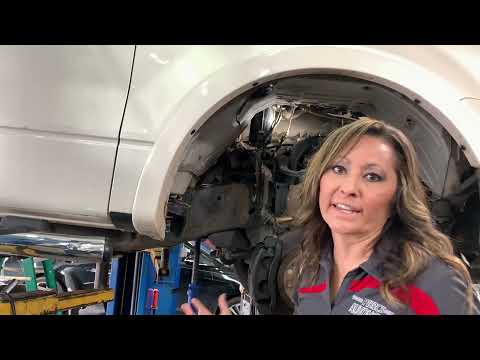 Видео: F150 Сломанный болт выпускного коллектора