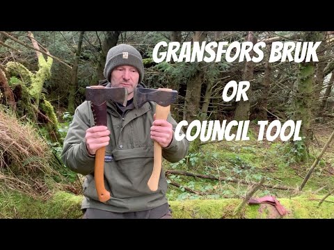 Видео: Сравнение топора Gransfors Bruk Small Forest Axe и топора Council Tool Pack Axe