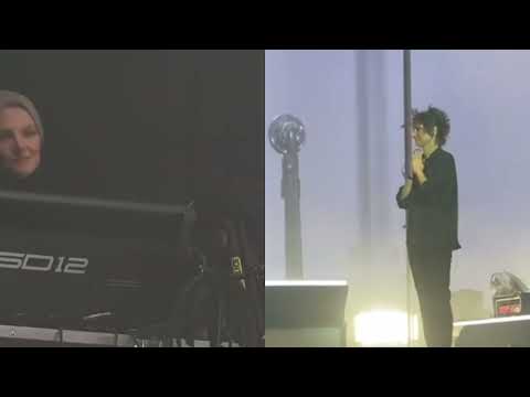 Видео: Земфира и Рената Литвинова - Мы разбиваемся. Цюрих 07.11.2024