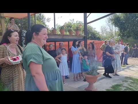 Видео: • Мгәыӡырхәа ақыҭа, Ажьиаа рҭацаагара. Село Мгудзырхуа, привод невесты во двор семьи Ажиба