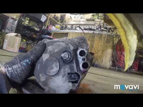 Видео: Снятие генератора на Audi (Ауди) Q7 V-8 4.2 FSI (бензин)