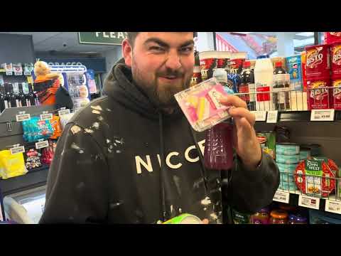 Видео: ЛЬЮИС КЛАРК ВЫБИРАЛ ТО, ЧТО Я ЕЛ В ТЕЧЕНИЕ 24 ЧАСОВ!