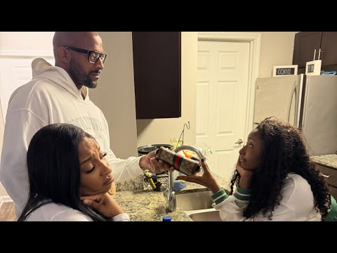 Видео: Ларри забирает кошелек из дома Шарры против воли Бетани.