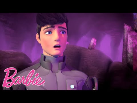 Видео: Не нажимайте эту кнопку! | Barbie и Космическое приключение | @BarbieRussia 3+