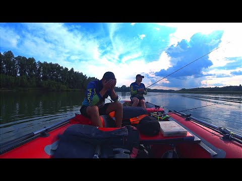Видео: ЕЛЕ ВЫДЕРЖАЛ ЭТУ РЫБАЛКУ, ЭТО КАКОЙ-ТО ТРЫНДЕЦ))))