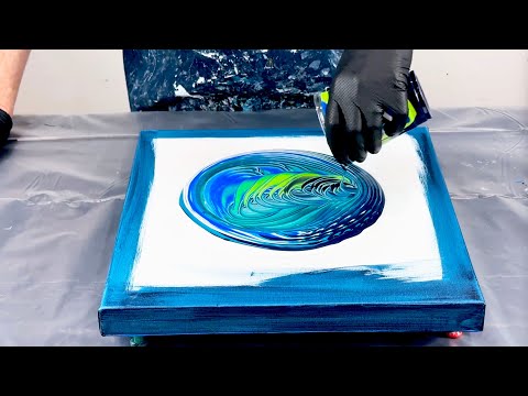 Видео: Северное сияние~Необычная заливка кольцами~Акриловая заливка~Абстрактное искусство~266