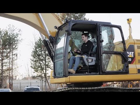 Видео: Технологии для экскаваторов Cat® нового поколения: контроль профиля