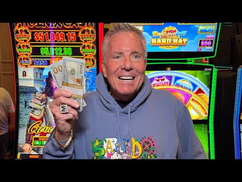 Видео: Соревнуются два любимых слота