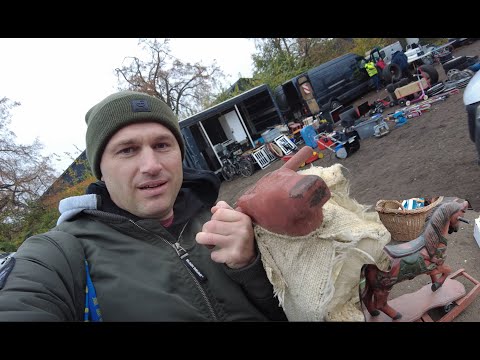 Видео: Купил на барахолке очень деревенскую игрушку.