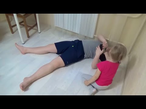 Видео: ВЛОГ Мы поехали в гости к Лёве ♡ Игрушка Магический Джинни классная игра для всей семьи!