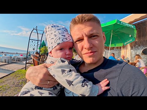 Видео: ДИМЕ 5 МЕСЯЦЕВ🙌 Ищем ему подружку на пляже