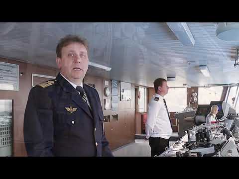 Видео: Экскурсия по круизному теплоходу  Леонид Красин