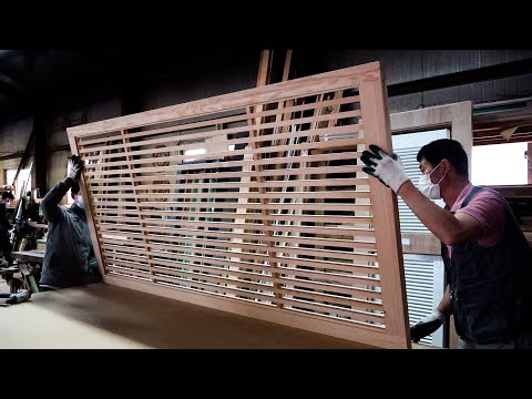 Видео: Процесс изготовления корейской традиционной деревянной двери из красной сосны на корейской фабрике.